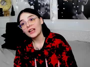 Noreenkay Chaturbate stream image from December 20, 2024