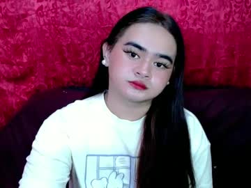 Shimilove Chaturbate stream image from December 20, 2024