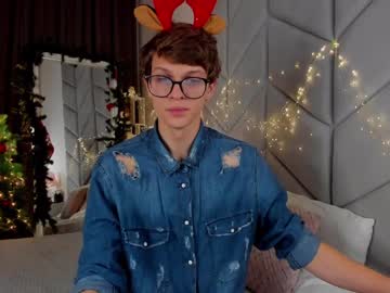Timothy_Brown Chaturbate stream image from December 20, 2024