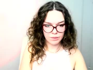 Adell_Curly Chaturbate stream image from December 20, 2024