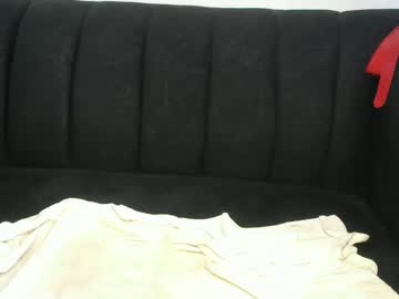Curvysub2 Chaturbate stream image from December 20, 2024