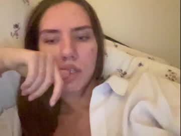 Goodgirlmar Chaturbate stream image from December 20, 2024