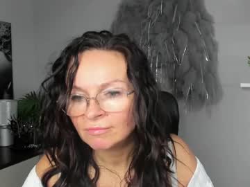 Helen_79 Chaturbate stream image from December 20, 2024