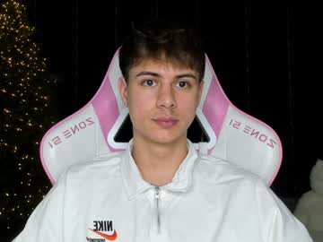 Lance_Belll Chaturbate stream image from December 20, 2024