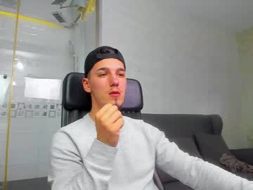 Leoisaiah Chaturbate stream image from December 20, 2024