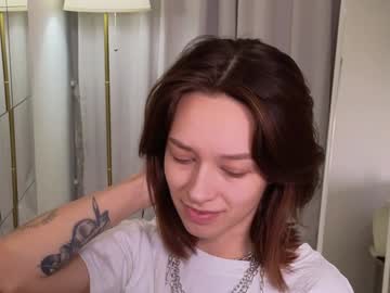 Darling_Vivian Chaturbate stream image from December 20, 2024