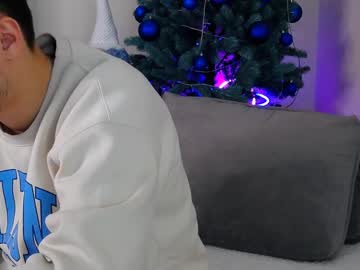 Ernest_Jones Chaturbate stream image from December 20, 2024