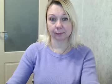 Forever_Smilex Chaturbate stream image from December 20, 2024