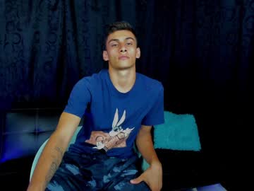 Max_Wild01 Chaturbate stream image from December 20, 2024