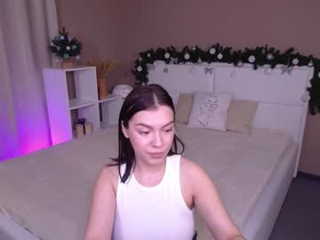 Missdioff Chaturbate stream image from December 20, 2024