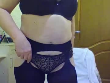 Oliviaparadise Chaturbate stream image from December 20, 2024