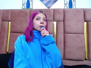 Sarai_Petite_ Chaturbate stream image from December 20, 2024