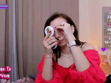 Luciclowning Chaturbate stream image from December 20, 2024