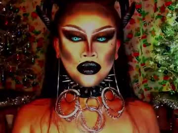 Queendomcum6 Chaturbate stream image from December 20, 2024