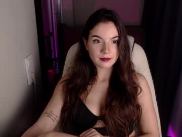 Seeemily Chaturbate stream image from December 20, 2024