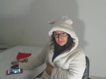 Vickyjuice1 Chaturbate stream image from December 20, 2024