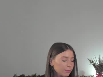 Violetta_Finch Chaturbate stream image from December 20, 2024