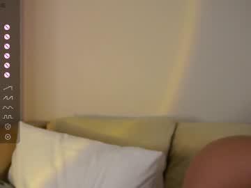 Aquaafina Chaturbate stream image from December 20, 2024