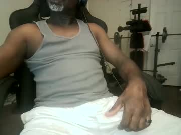 Gymni10 Chaturbate stream image from December 20, 2024