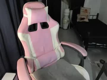 Xxjasminfoxxx Chaturbate stream image from December 20, 2024