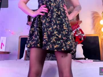 Alicee_Milf_ Chaturbate stream image from December 20, 2024