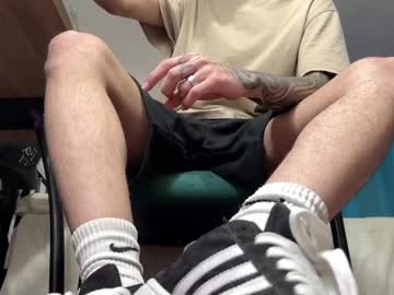 Arteemiis Chaturbate stream image from December 20, 2024