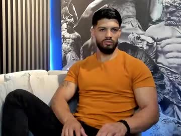 Dann_Saenz Chaturbate stream image from December 20, 2024