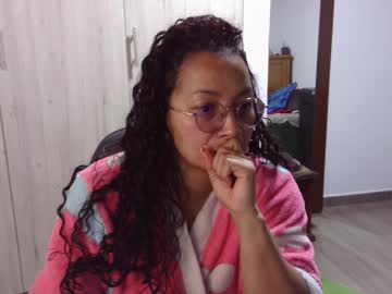 Kawit1 Chaturbate stream image from December 20, 2024