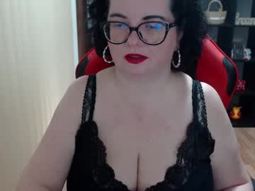Misstruble Chaturbate stream image from December 20, 2024