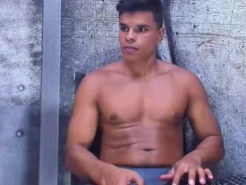 Derek_Lustford Chaturbate stream image from December 20, 2024