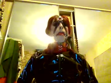 Kellydavina Chaturbate stream image from December 20, 2024