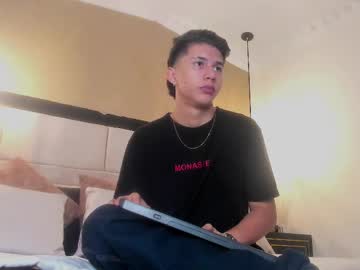 Liiamsmith Chaturbate stream image from December 20, 2024