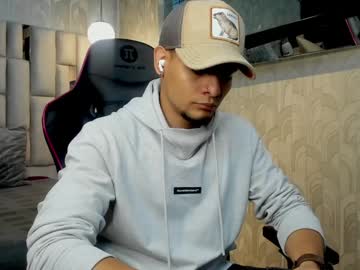 Aless_King Chaturbate stream image from December 20, 2024