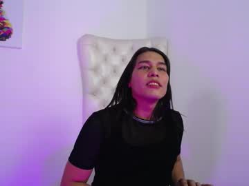 Alexabrava Chaturbate stream image from December 20, 2024