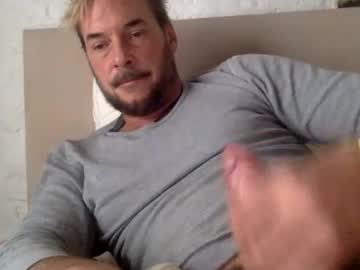 Bennbite Chaturbate stream image from December 20, 2024