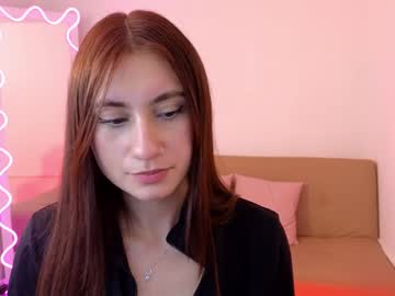 Foxy_Tay Chaturbate stream image from December 20, 2024