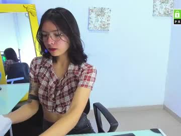 Katalix_ Chaturbate stream image from December 20, 2024