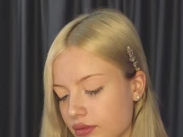 Lovendy Chaturbate stream image from December 20, 2024