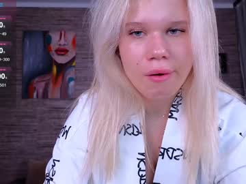 Blonde_Eva Chaturbate stream image from December 20, 2024