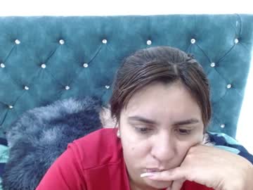 Isa_Loverst Chaturbate stream image from December 20, 2024