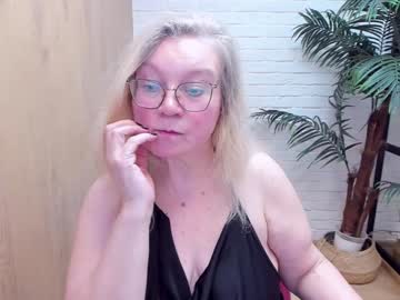Natalicloud Chaturbate stream image from December 20, 2024