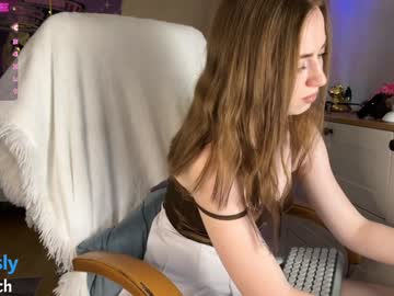 Realwitch Chaturbate stream image from December 20, 2024