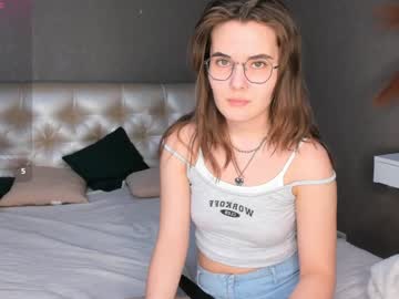 Synnegravlin Chaturbate stream image from December 20, 2024