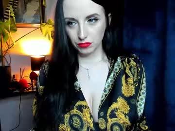 Xleilafire Chaturbate stream image from December 20, 2024