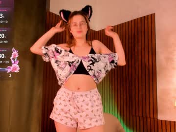 Aftoneldon Chaturbate stream image from December 20, 2024
