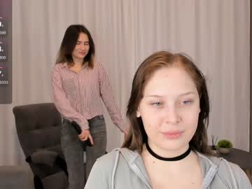 Edlinblincoe Chaturbate stream image from December 20, 2024