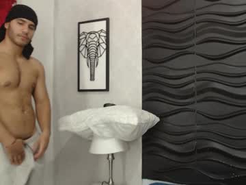 Ibr4h1mm_Muscles Chaturbate stream image from December 20, 2024