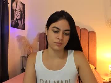 Laura_Soe Chaturbate stream image from December 20, 2024
