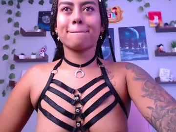 Macey_Hairy Chaturbate stream image from December 20, 2024