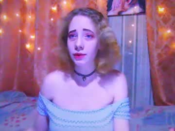 Mel_Mellie Chaturbate stream image from December 20, 2024